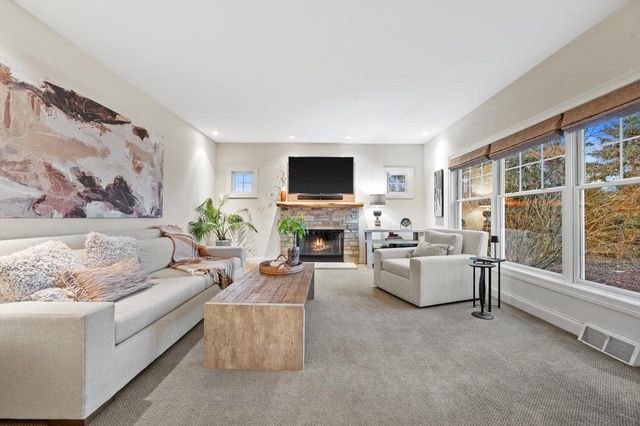 W285N7383 Bark River ROAD, Hartland, WI 53029