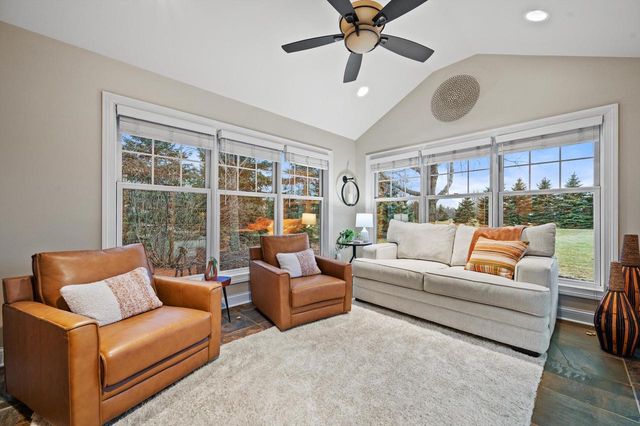 W285N7383 Bark River ROAD, Hartland, WI 53029