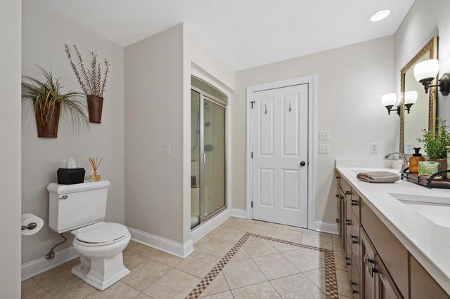 W285N7383 Bark River ROAD, Hartland, WI 53029