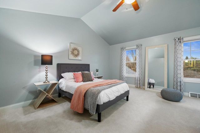 W285N7383 Bark River ROAD, Hartland, WI 53029