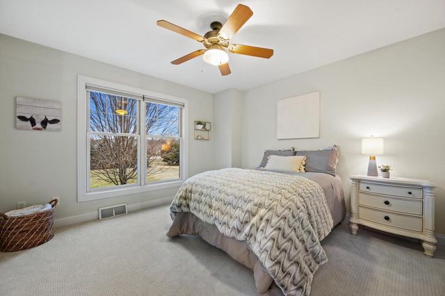 W285N7383 Bark River ROAD, Hartland, WI 53029