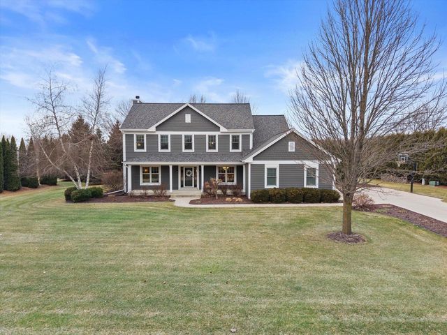 W285N7383 Bark River ROAD, Hartland, WI 53029