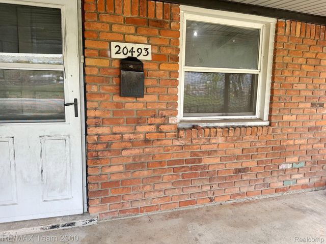 20493 Ilene Street, Detroit, MI 48221