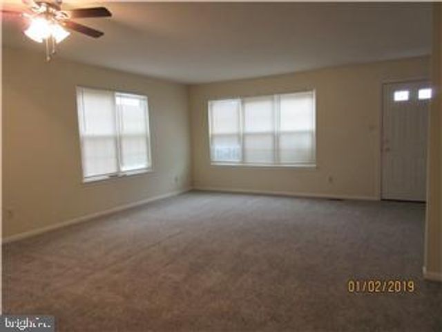135 CHADD RD, Newark, DE 19711
