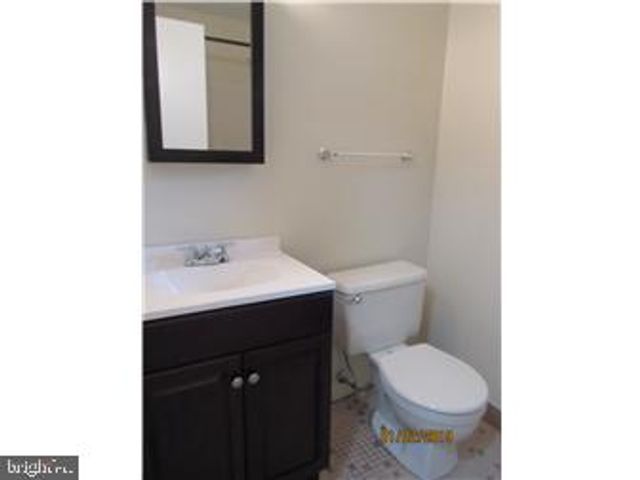 135 CHADD RD, Newark, DE 19711