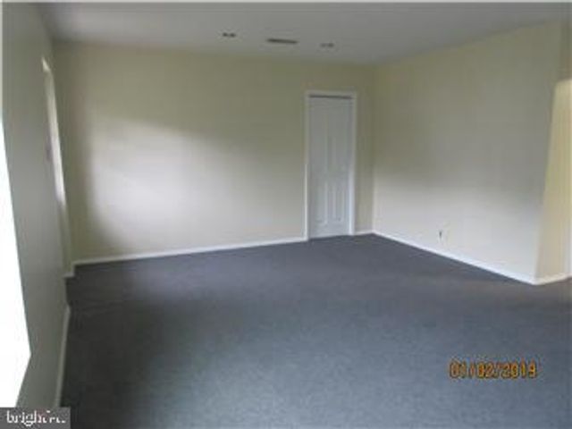 135 CHADD RD, Newark, DE 19711