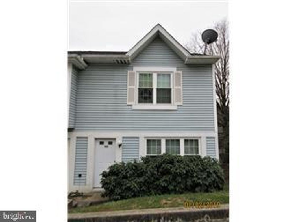 135 CHADD RD, Newark, DE 19711