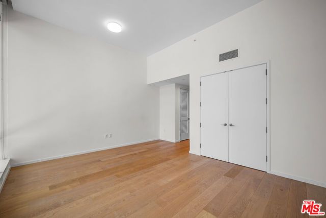 877 Francisco Street 925, Los Angeles, CA 90017