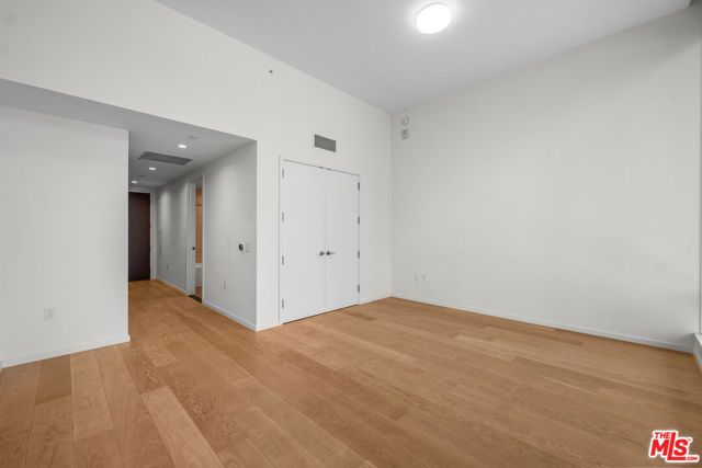 877 Francisco Street 925, Los Angeles, CA 90017