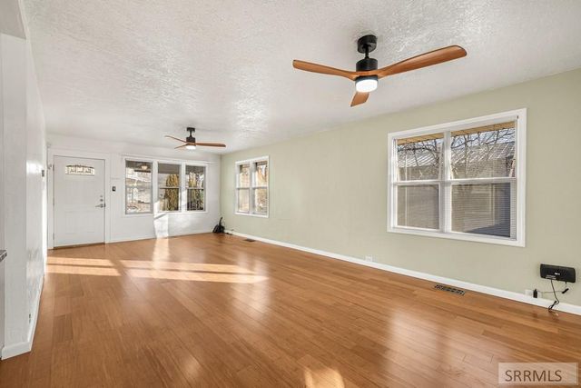 274 4th Street, Idaho Falls, ID 83402