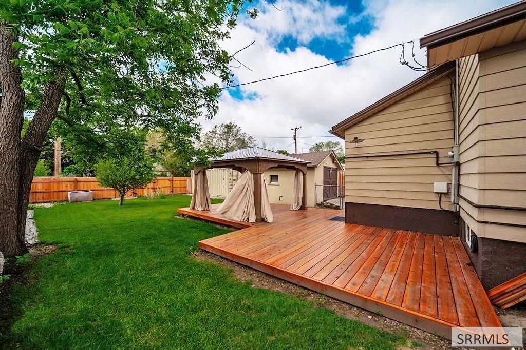 Image 5 of property listing at 274 4th Street, Idaho Falls, ID 83402