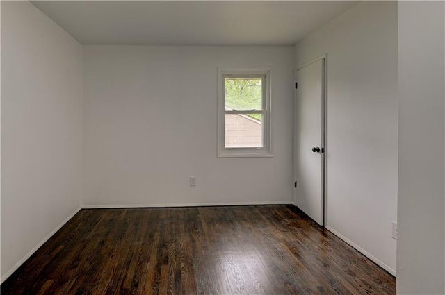 5733 N Drury Avenue, Kansas City, MO 64119