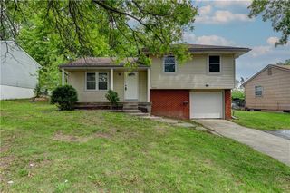 5733 N Drury Avenue, Kansas City, MO 64119