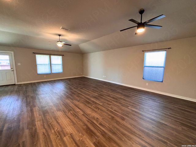 10754 Francisco Way, Converse, TX 78109