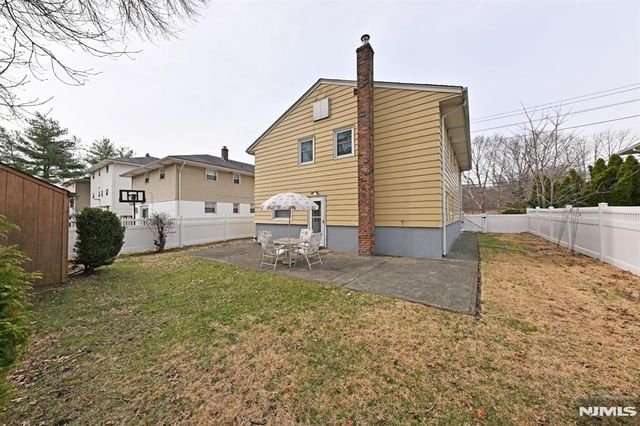 216 Mehrhof Road, Little Ferry, NJ 07643