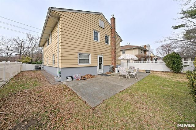 216 Mehrhof Road, Little Ferry, NJ 07643