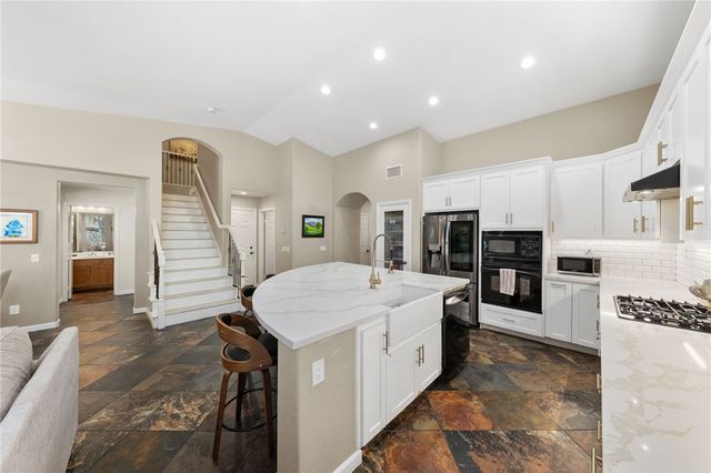 34261 Canyon Rim, Lake Elsinore, CA 92532