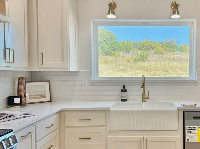 1765 Beacon Lake Drive, Bluff Dale, TX 76433