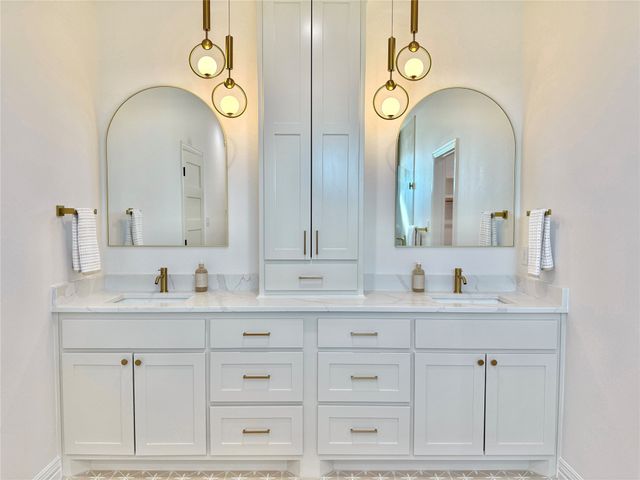 1765 Beacon Lake Drive, Bluff Dale, TX 76433