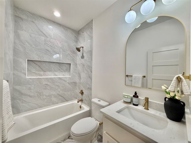 1765 Beacon Lake Drive, Bluff Dale, TX 76433