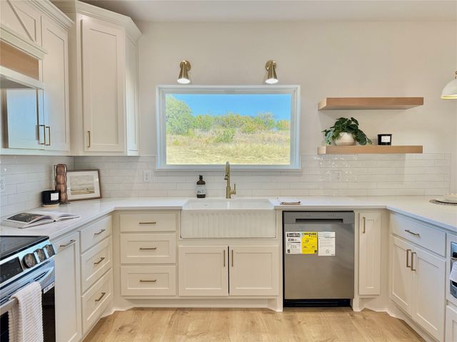 1765 Beacon Lake Drive, Bluff Dale, TX 76433