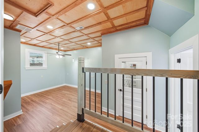 2048 Quiet Lane, Hickory, NC 28602