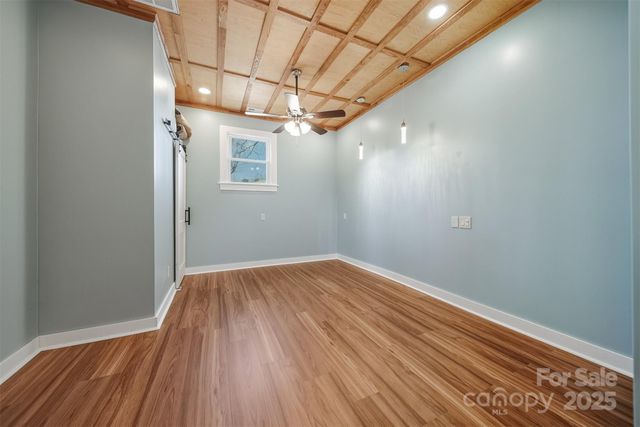 2048 Quiet Lane, Hickory, NC 28602