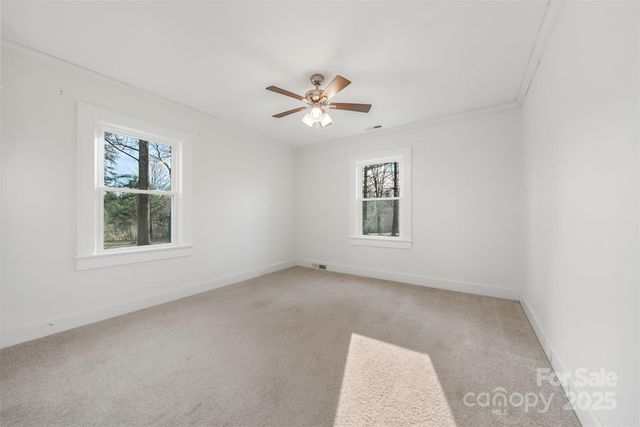 2048 Quiet Lane, Hickory, NC 28602