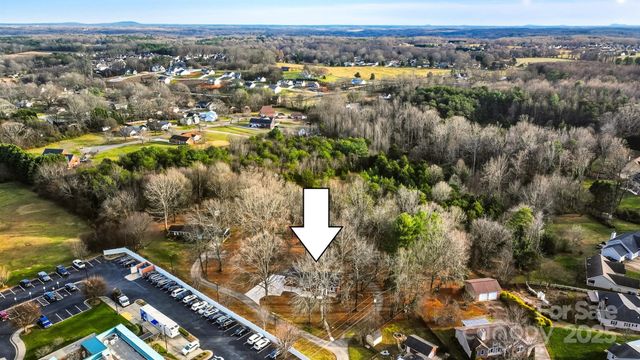 2048 Quiet Lane, Hickory, NC 28602