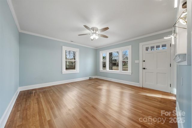 2048 Quiet Lane, Hickory, NC 28602