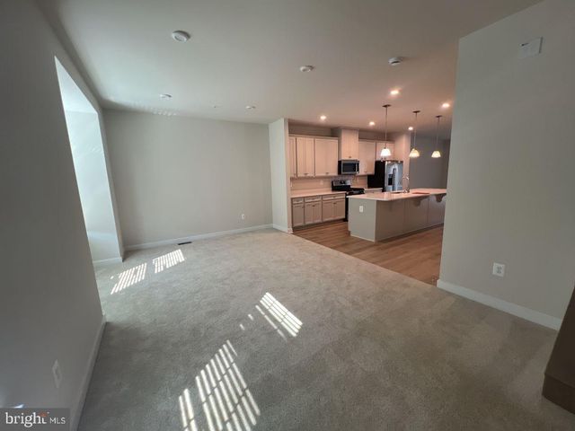 310 SCHAFFER DR, Frederick, MD 21702
