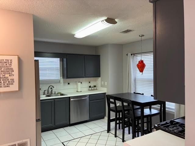 139 Summer Crest SW Place, Marietta, GA 30060