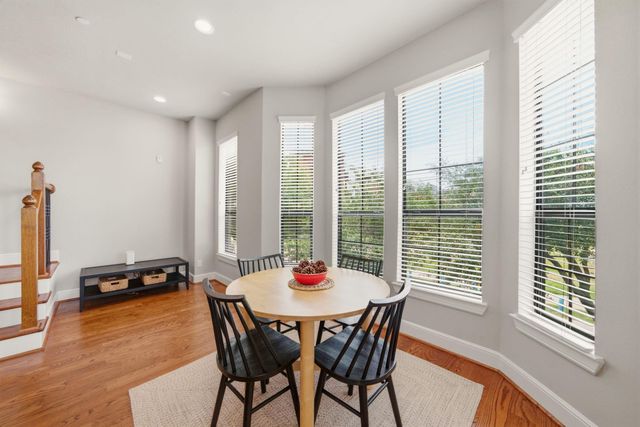2110 Shearn Street 16, Houston, TX 77007