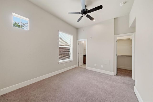 2110 Shearn Street 16, Houston, TX 77007