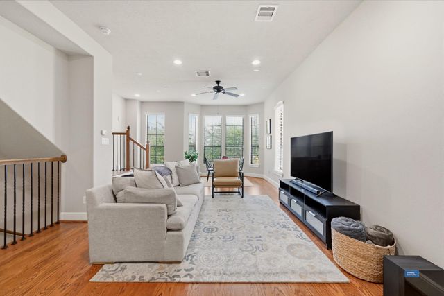 2110 Shearn Street 16, Houston, TX 77007
