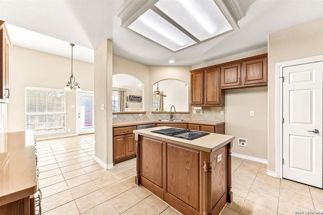 18447 Rogers Pike, San Antonio, TX 78258