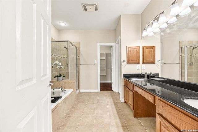 18447 Rogers Pike, San Antonio, TX 78258