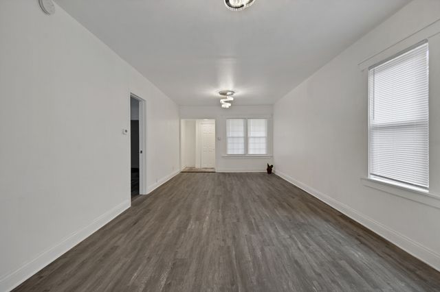 1011 W 103rd Place, Chicago, IL 60643
