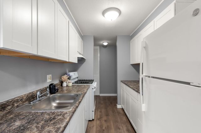 64 Shrewsbury Green Dr E, Shrewsbury, MA 01545