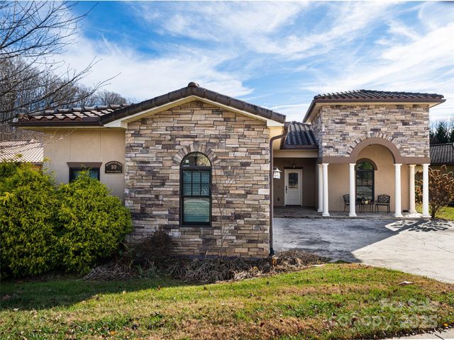 10 Pacifico Drive, Asheville, NC 28806