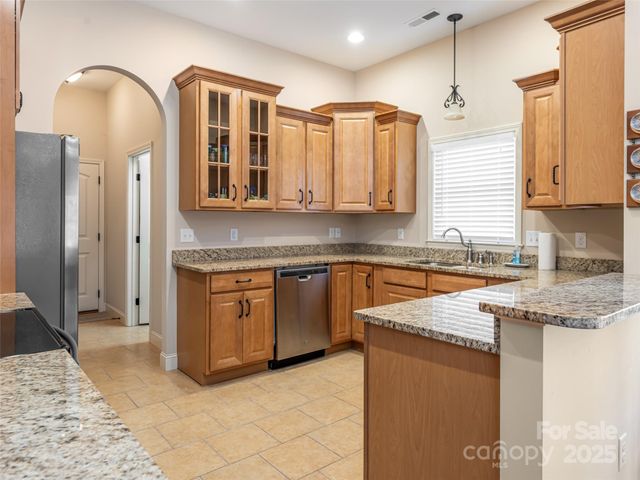 10 Pacifico Drive, Asheville, NC 28806