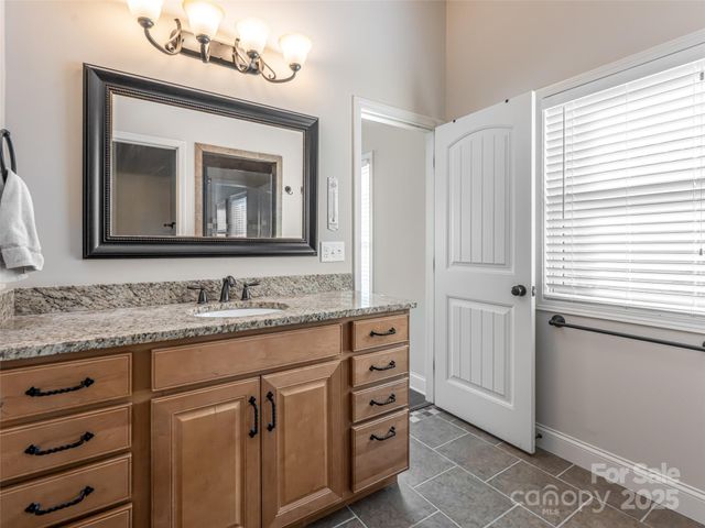 10 Pacifico Drive, Asheville, NC 28806