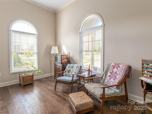 10 Pacifico Drive, Asheville, NC 28806