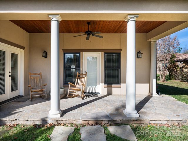 10 Pacifico Drive, Asheville, NC 28806