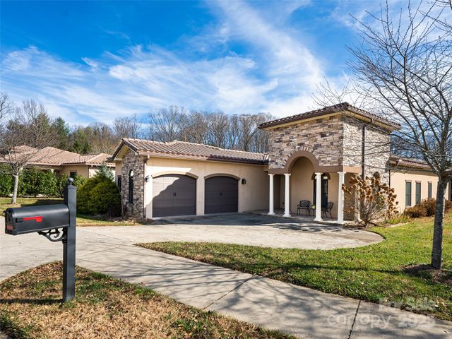 10 Pacifico Drive, Asheville, NC 28806