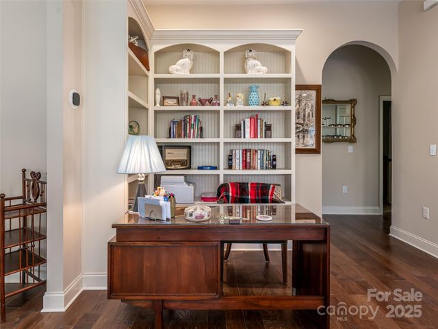 10 Pacifico Drive, Asheville, NC 28806