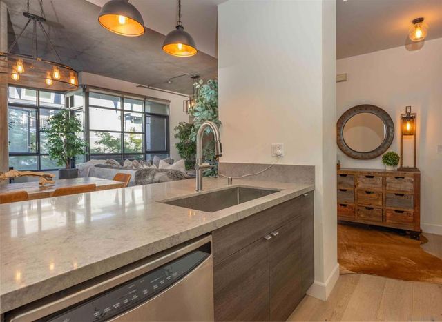 1050 Island Ave. 404, San Diego, CA 92101