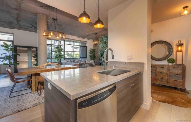 1050 Island Ave. 404, San Diego, CA 92101