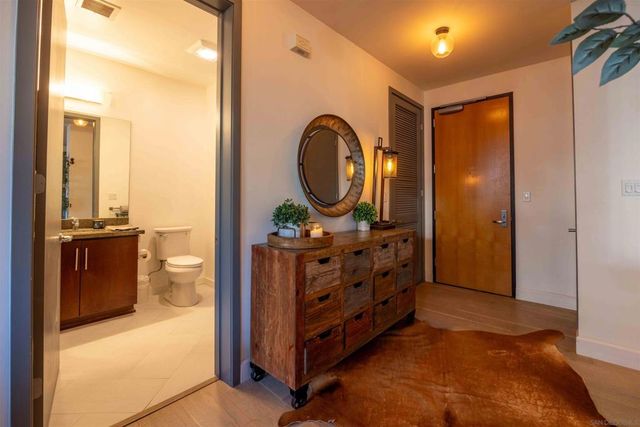 1050 Island Ave. 404, San Diego, CA 92101