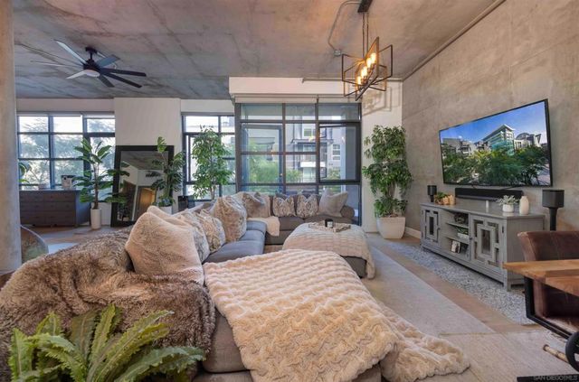 1050 Island Ave. 404, San Diego, CA 92101